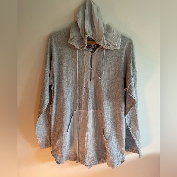 #133-PETE&GRETA-  Gray Long Sleeve cotton and silk Hoodie Pullover - Picture 1 of 4